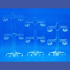 <p>PENDIENTE&nbsp;&nbsp; poste en cruz 2 pares SET Gr.Md.Pq.<br>Medidas: SET mm<br>